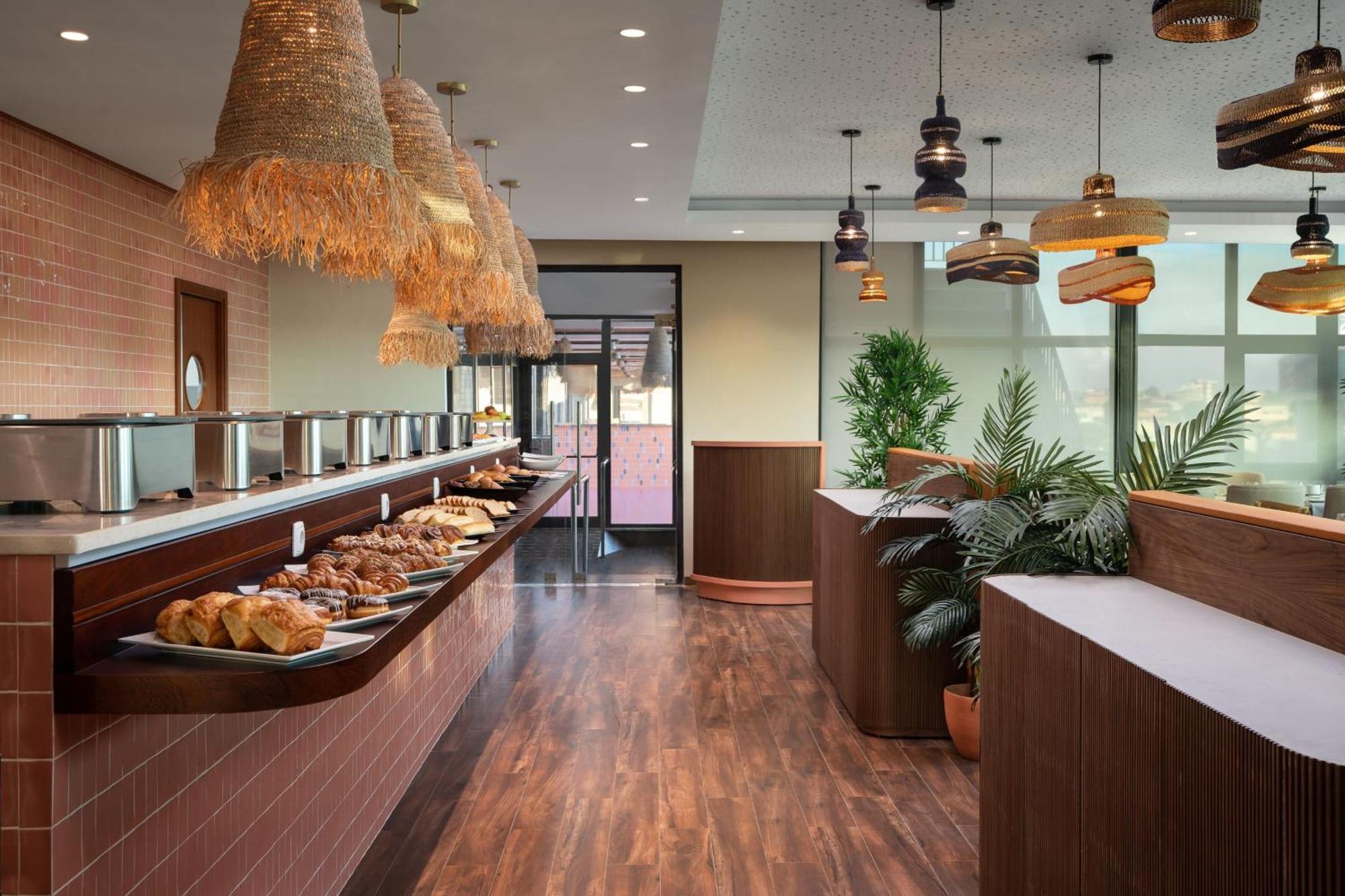 Protea Hotel By Marriott Luanda Kültér fotó